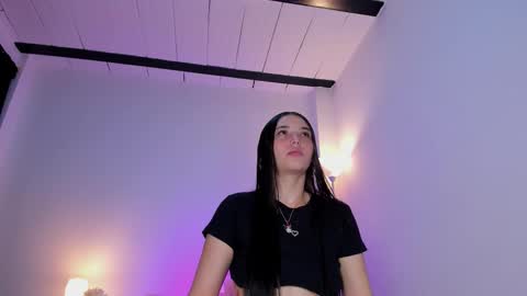 ice online show from February 24, 8:12 am