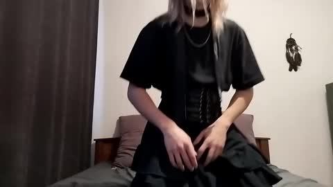 Snapshot of icebenz chatting on November 3, 1:12 pm Jade online show from November 3, 1:12 pm