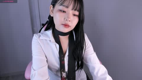 Hitomi   online show from December 4, 9:51 am