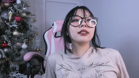 Hitomi   online show from January 2, 6:07 am