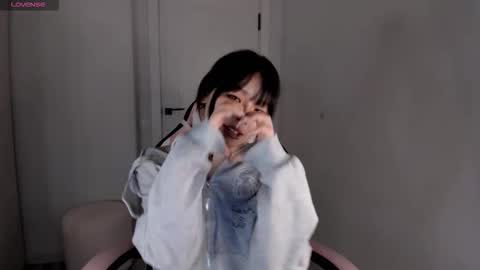 Hitomi   online show from November 8, 11:14 pm