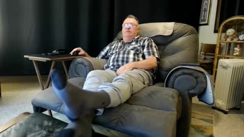 Snapshot of icihristopher chatting on October 16, 1:06 am Christopher online show from October 16, 1:06 am