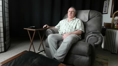 Christopher online show from February 13, 7:10 pm