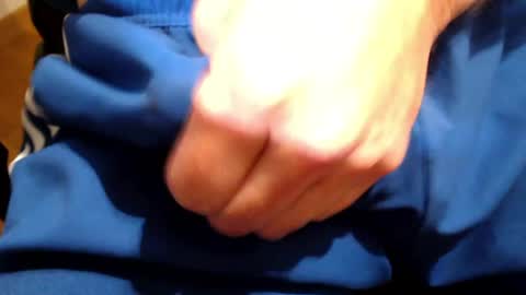 icky_thumps online show from April 14, 12:05 am