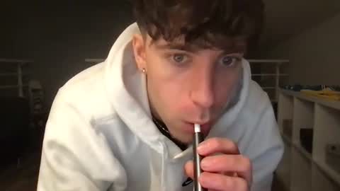 icyninesix online show from December 21, 1:47 am