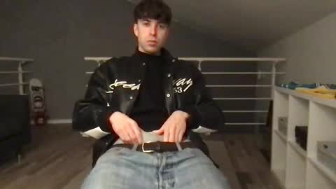 icyninesix online show from December 26, 10:20 pm