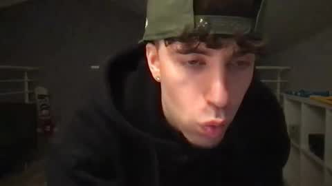 icyninesix online show from January 1, 10:35 pm