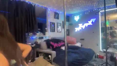 Snapshot of icyspice chatting on September 30, 7:30 pm icyspice online show from September 30, 7:30 pm