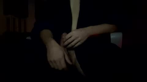 idkwhattocallthisone online show from December 3, 12:49 pm