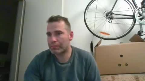 Snapshot of idontknowwhy1 chatting on December 20, 6:45 pm idontknowwhy1 online show from December 20, 6:45 pm