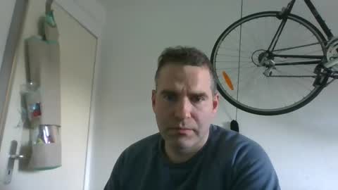 Snapshot of idontknowwhy1 chatting on December 31, 11:53 am idontknowwhy1 online show from December 31, 11:53 am