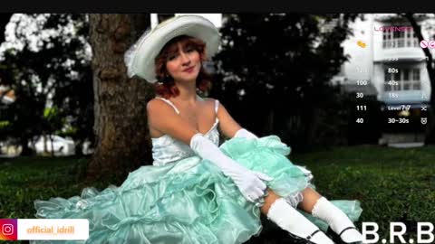 Snapshot of idriill chatting on January 24, 4:05 am idrill online show from January 24, 4:05 am