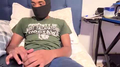 Snapshot of idropbabies chatting on December 5, 10:34 pm UNO online show from December 5, 10:34 pm