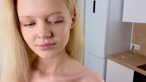 Lisa online show from January 20, 6:21 am