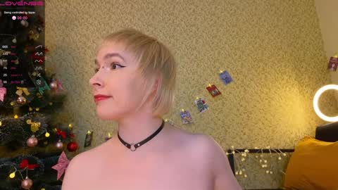 Emmy  help me reach 100 thumbs up online show from January 6, 5:59 pm