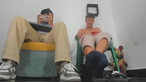 Snapshot of iham_28 chatting on January 7, 1:35 pm Iham online show from January 7, 1:35 pm