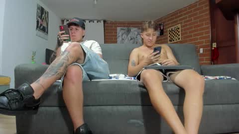 Snapshot of iham_28 chatting on March 3, 4:51 am Iham online show from March 3, 4:51 am