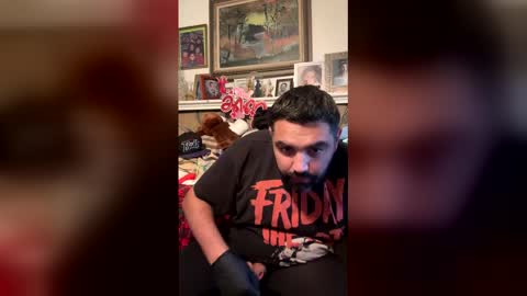 ihaveanicecock00 online show from May 18, 9:31 pm