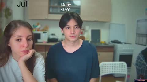 Snapshot of ihavepaws33 chatting on January 14, 4:29 pm Julia and Mira online show from January 14, 4:29 pm