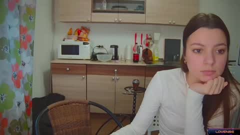 Snapshot of ihavepaws33 chatting on January 28, 12:00 pm Julia and Mira online show from January 28, 12:00 pm