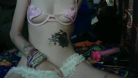 iheartdababy online show from September 23, 5:21 am