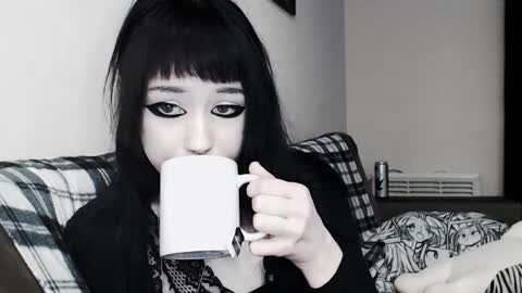 iiiiiiis online show from November 21, 2:38 pm