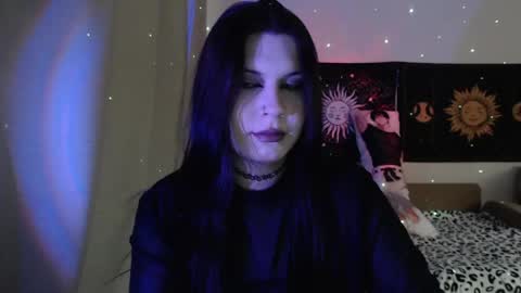 Vella online show from May 27, 5:43 pm