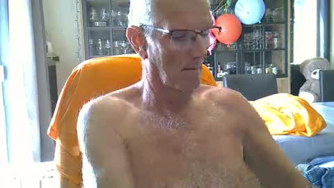 Snapshot of ikwiljeneuken123 chatting on May 9, 12:10 pm ikwiljeneuken123 online show from May 9, 12:10 pm