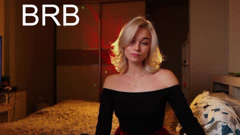 ileanacampbel online show from December 31, 5:22 am