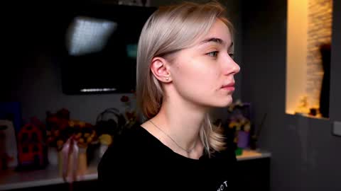 ileanacampbel online show from February 7, 4:06 am