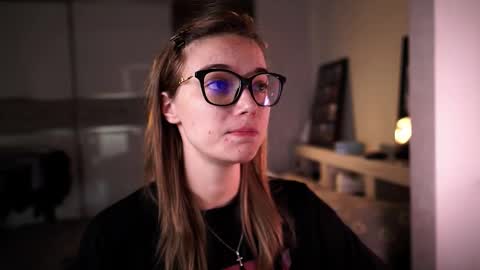 ileanacampbel online show from September 18, 4:25 am