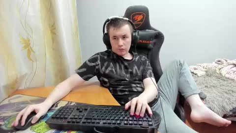 iliaskris online show from November 7, 1:16 am