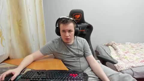 iliaskris online show from November 25, 3:56 pm