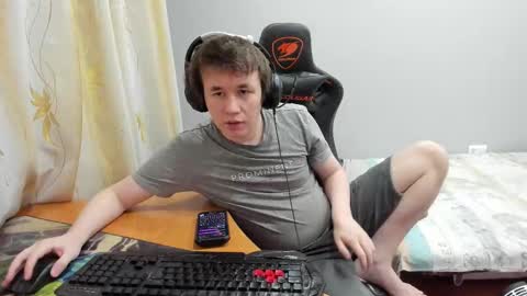 iliaskris online show from February 14, 1:57 am