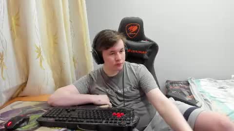 iliaskris online show from June 22, 5:54 pm