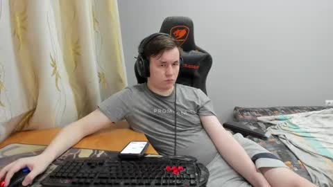 iliaskris online show from June 26, 6:23 pm