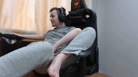 lord online show from November 27, 8:27 am