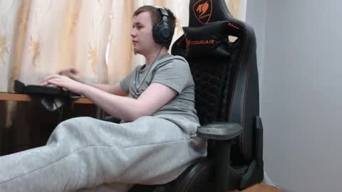 lord online show from November 28, 10:07 am