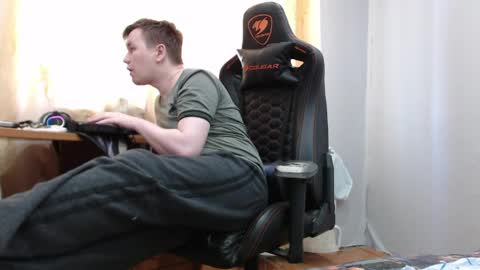 lord online show from May 22, 9:48 am