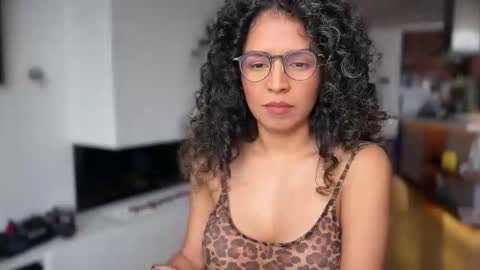 Kloe online show from February 24, 9:24 pm