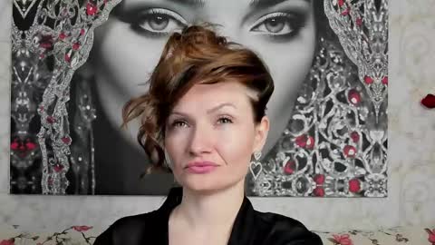 Snapshot of illegalbeauty87 chatting on March 3, 3:08 am Ingrid or more easier...Miss GoDDess Mistress online show from March 3, 3:08 am