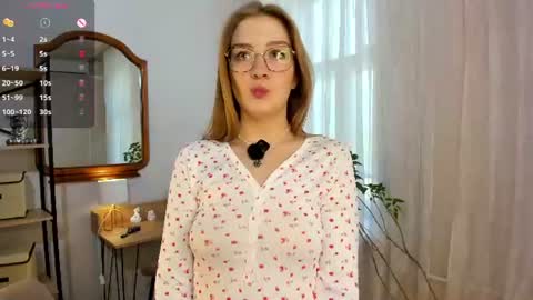 Ilona online show from August 1, 8:02 am