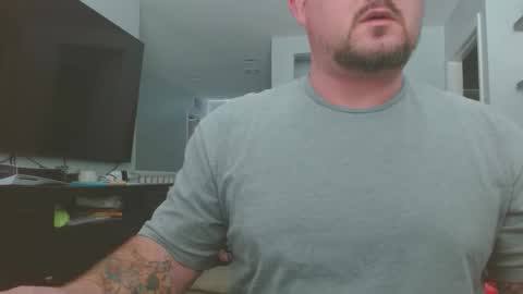 Letsgogetit online show from January 5, 5:27 pm