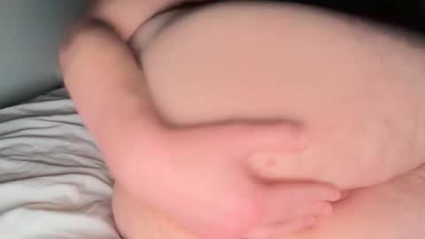 Snapshot of ilovedaddyhaha chatting on December 1, 5:01 am ilovedaddyhaha online show from December 1, 5:01 am