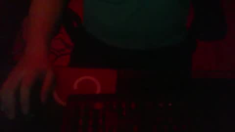 Snapshot of ilovemelody chatting on February 16, 9:16 am Crusader online show from February 16, 9:16 am