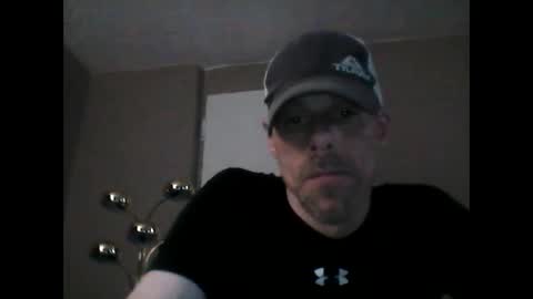 Snapshot of ilovesquirterz1 chatting on January 26, 8:46 am Ilovesquirterz1 online show from January 26, 8:46 am