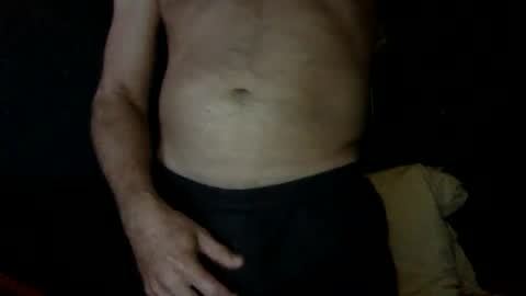 Snapshot of iluvallblakchicks3 chatting on December 17, 3:29 pm iluvallblakchicks3 online show from December 17, 3:29 pm