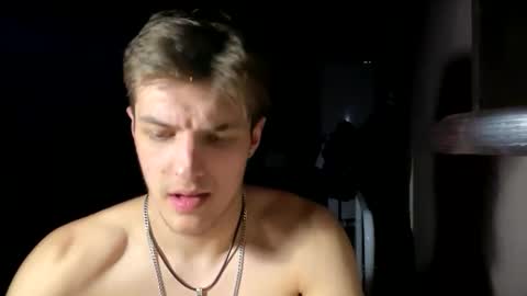 ilyahrr online show from March 9, 10:03 pm