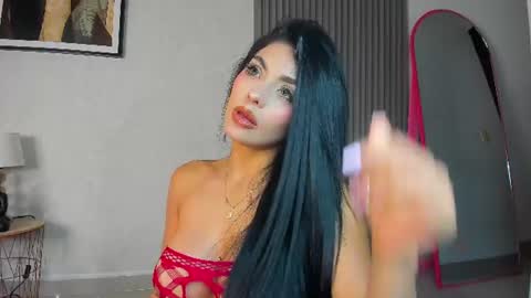 Snapshot of im__hanna chatting on July 15, 1:33 am hanna online show from July 15, 1:33 am