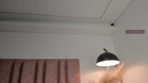 Aleja  online show from April 22, 4:37 am